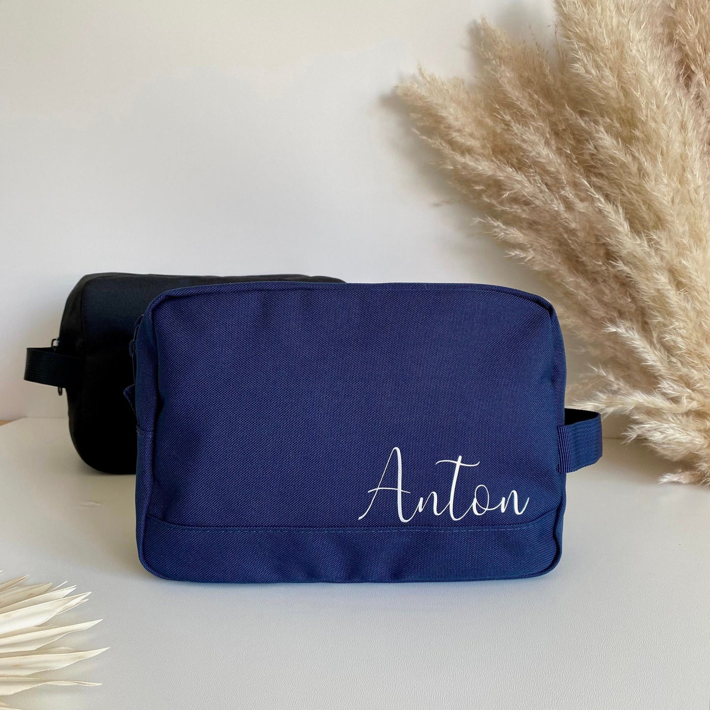 Personalisierte Kulturtasche mit Namen | Geschenkidee Männer | Herren | Mann | großer Kulturbeutel | Geschenk Papa, Oma, Bruder, Freund