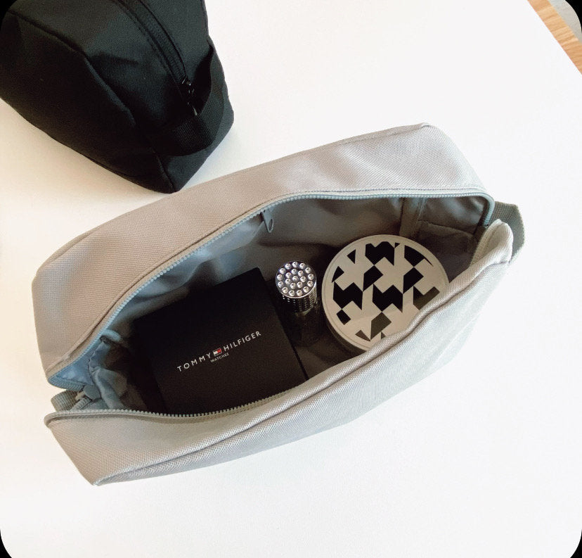 Personalisierte Kulturtasche mit Namen | Geschenkidee Männer | Herren | Mann | großer Kulturbeutel | Geschenk Papa, Oma, Bruder, Freund