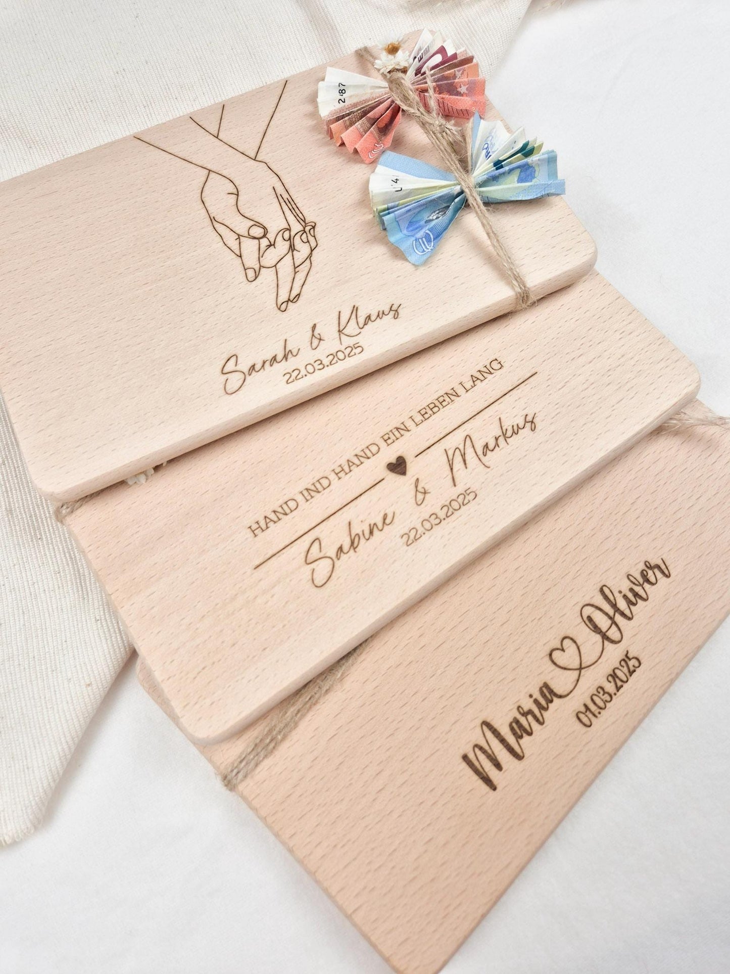 Personalisiertes Hochzeitsgeschenk | Schneidebrett personalisiert | Geschenk zur Hochzeit | Geschenkverpackung | Geldgeschenk Brautpaar