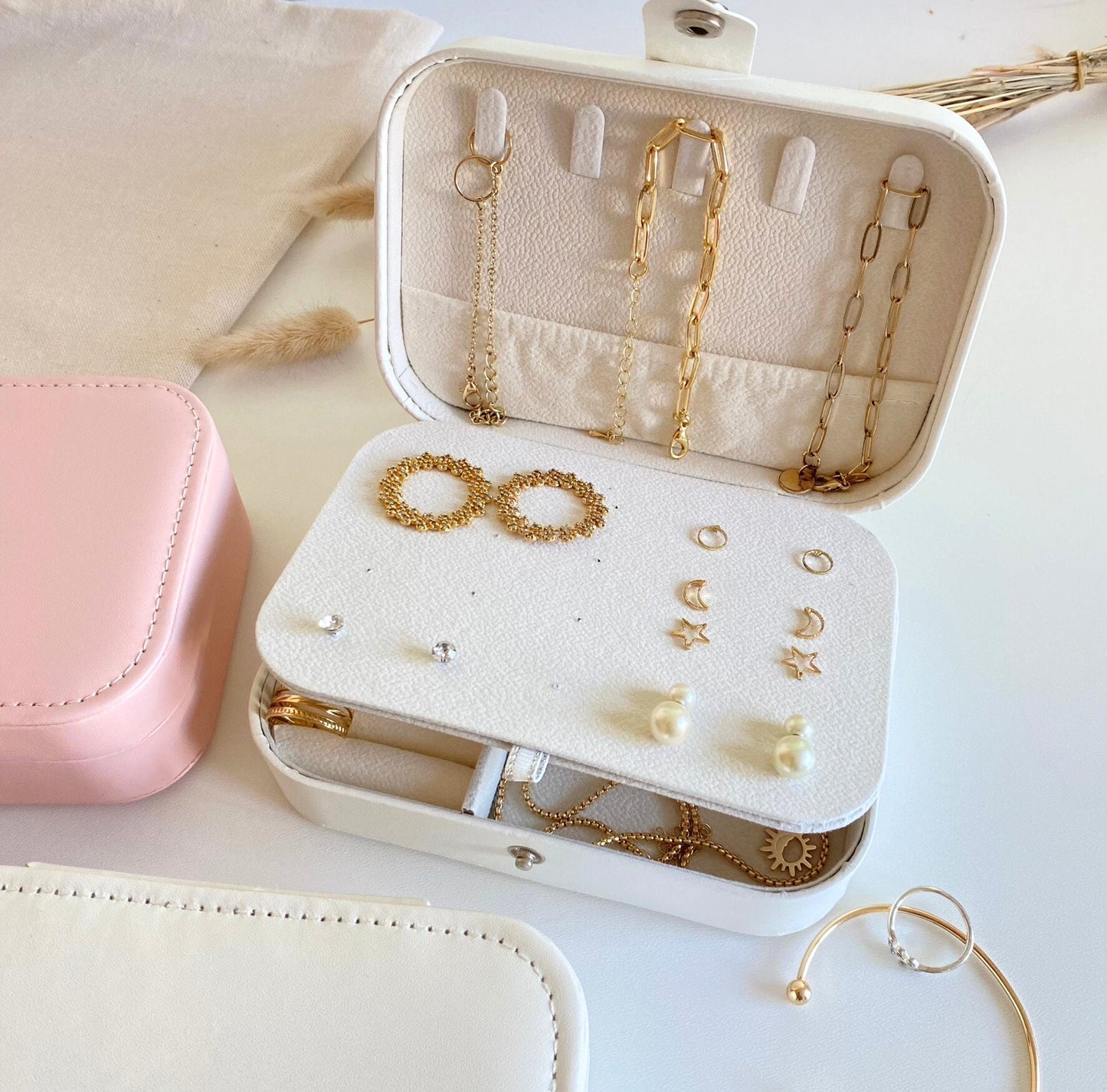 Personalisierte Schmuckbox mit Namen | Schmuckkästchen | Schmuck Organizer | Geschenk für Frauen und Mama | Geschenkidee | Geburtstag