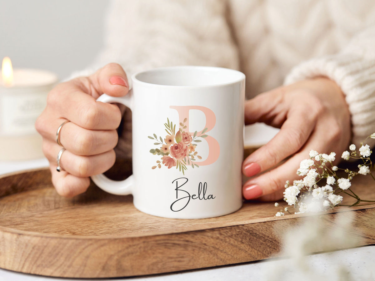 Keramiktasse mit Namen & Anfangsbuchstabe – Tami Art&Deko