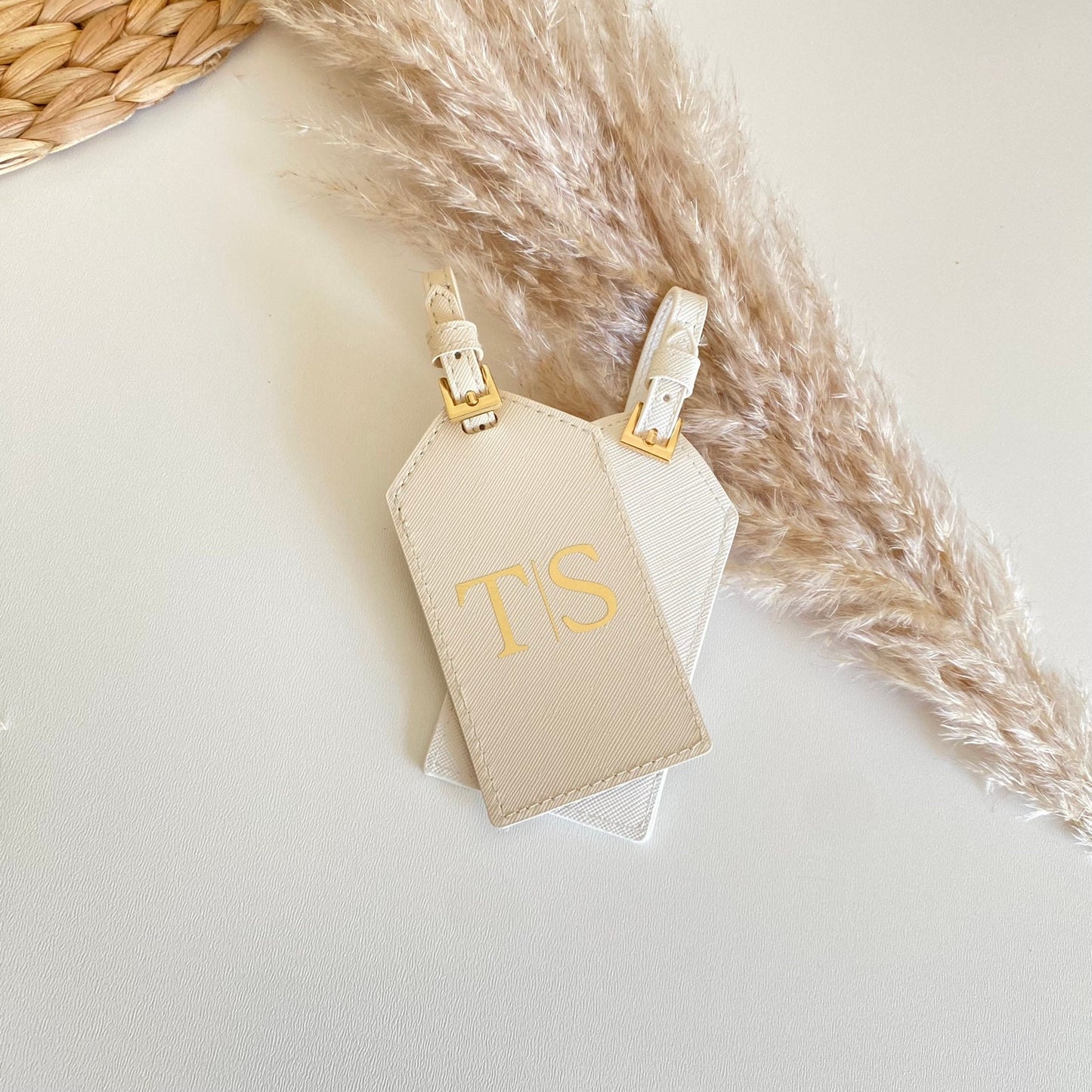 Personalisiertes Set Reisepasshülle + Kofferanhänger mit Initial | Personalisiertes Geschenk Frau Mama Freundin | Reisepass | Urlaub