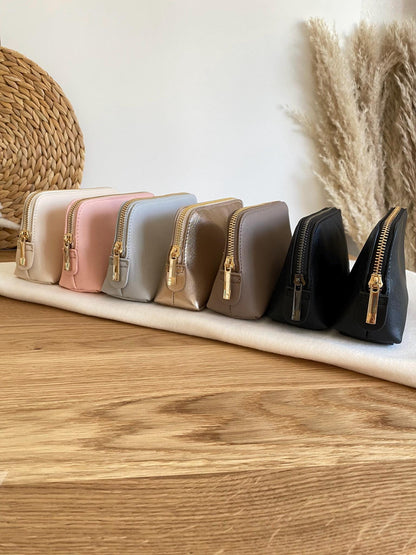 Personalisierte Kosmetiktasche aus Kunstleder mit Name und Herz