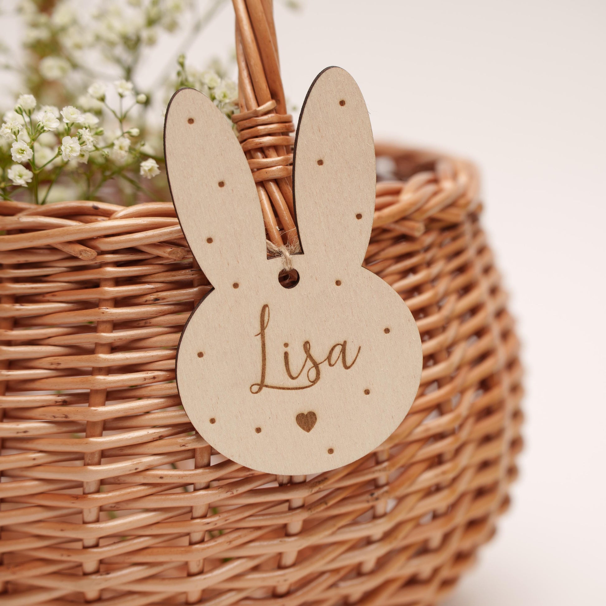 Personalisiertes Osterkörbchen | Holzanhänger mit Namen | Osterkorb Kinder | Geschenkidee | Osternest personalisierter Anhänger Ostertasche