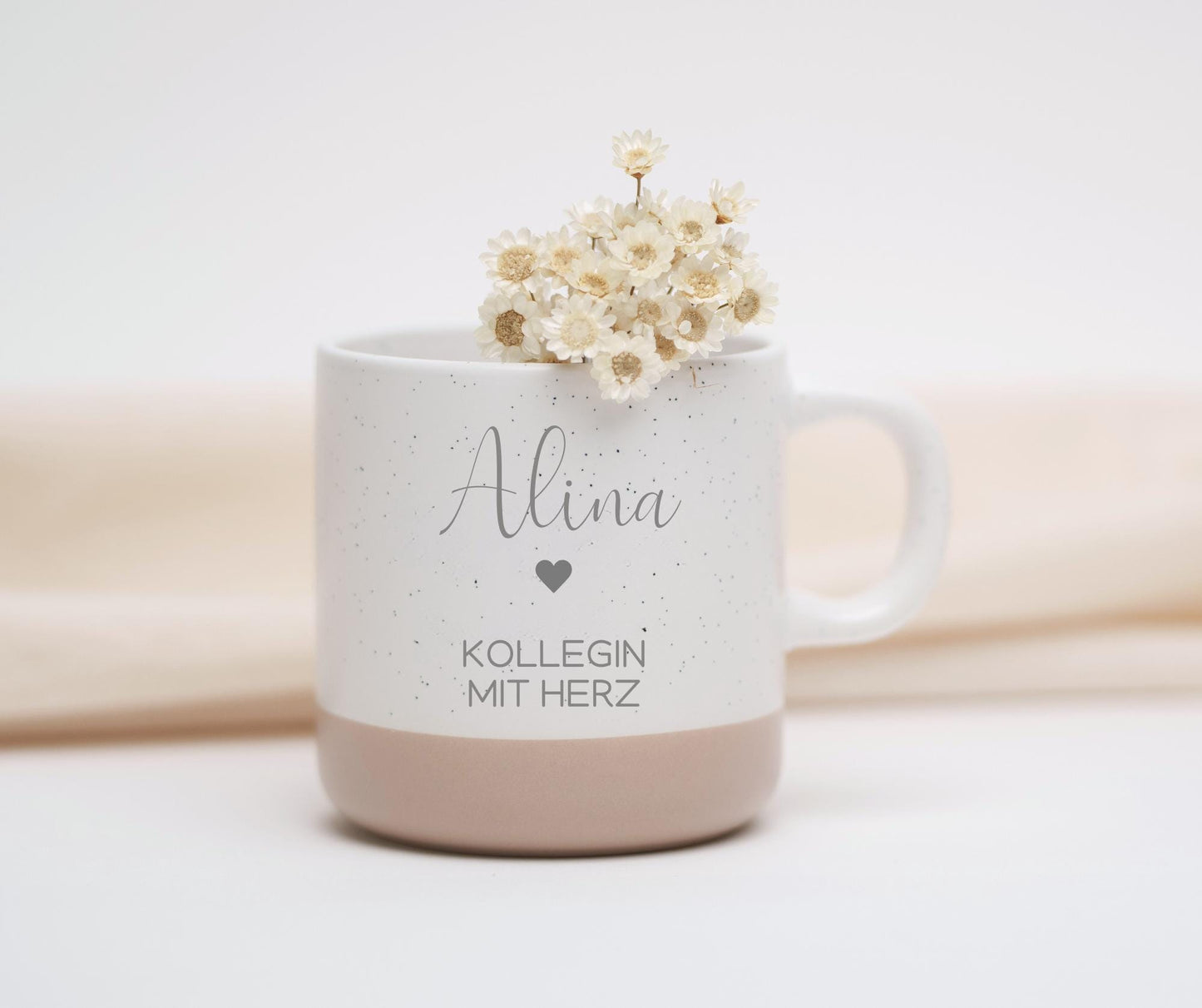 Personalisierte Keramiktasse „Kollegin mit Herz“ mit Name