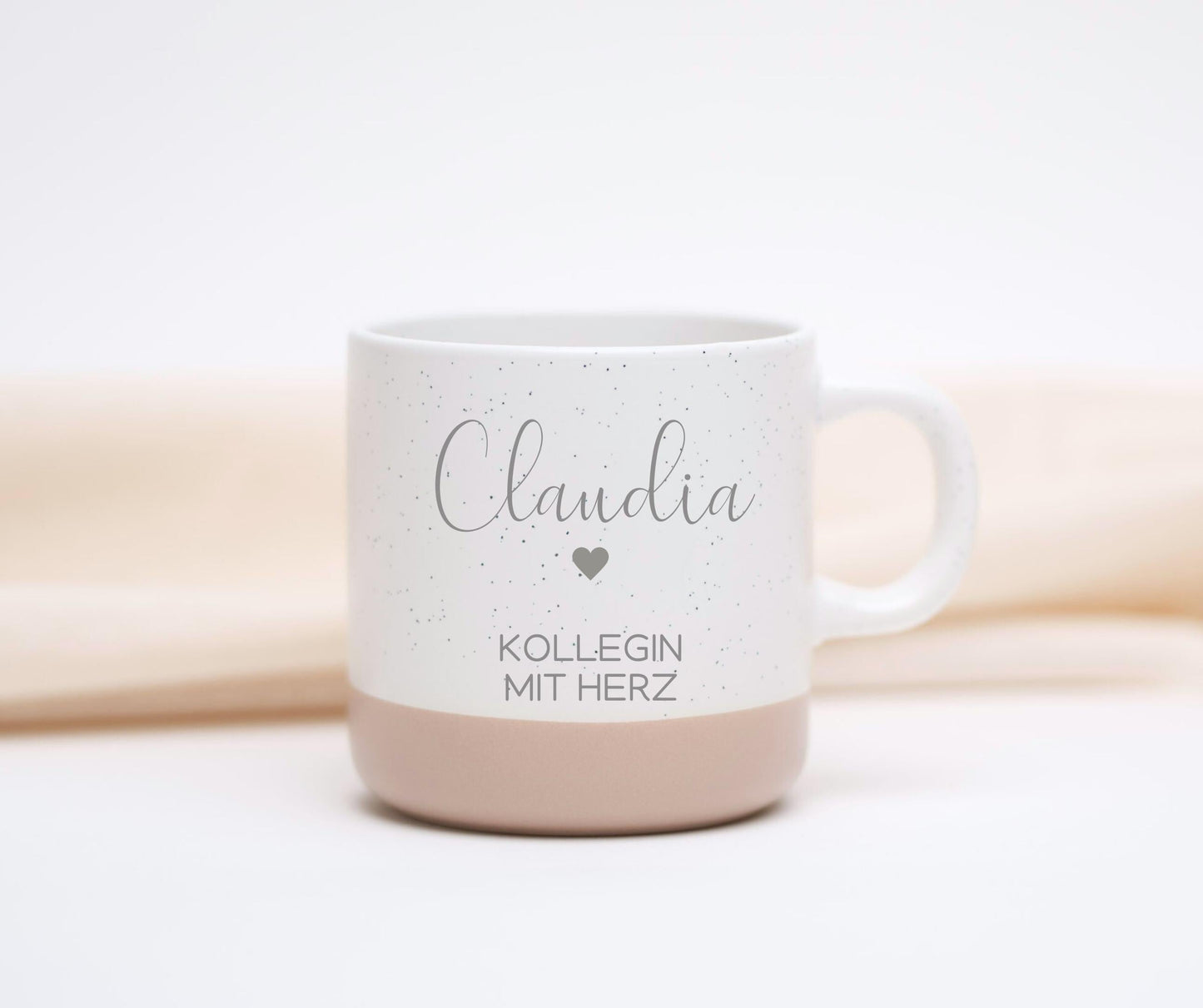 Personalisierte Keramiktasse „Kollegin mit Herz“ mit Name