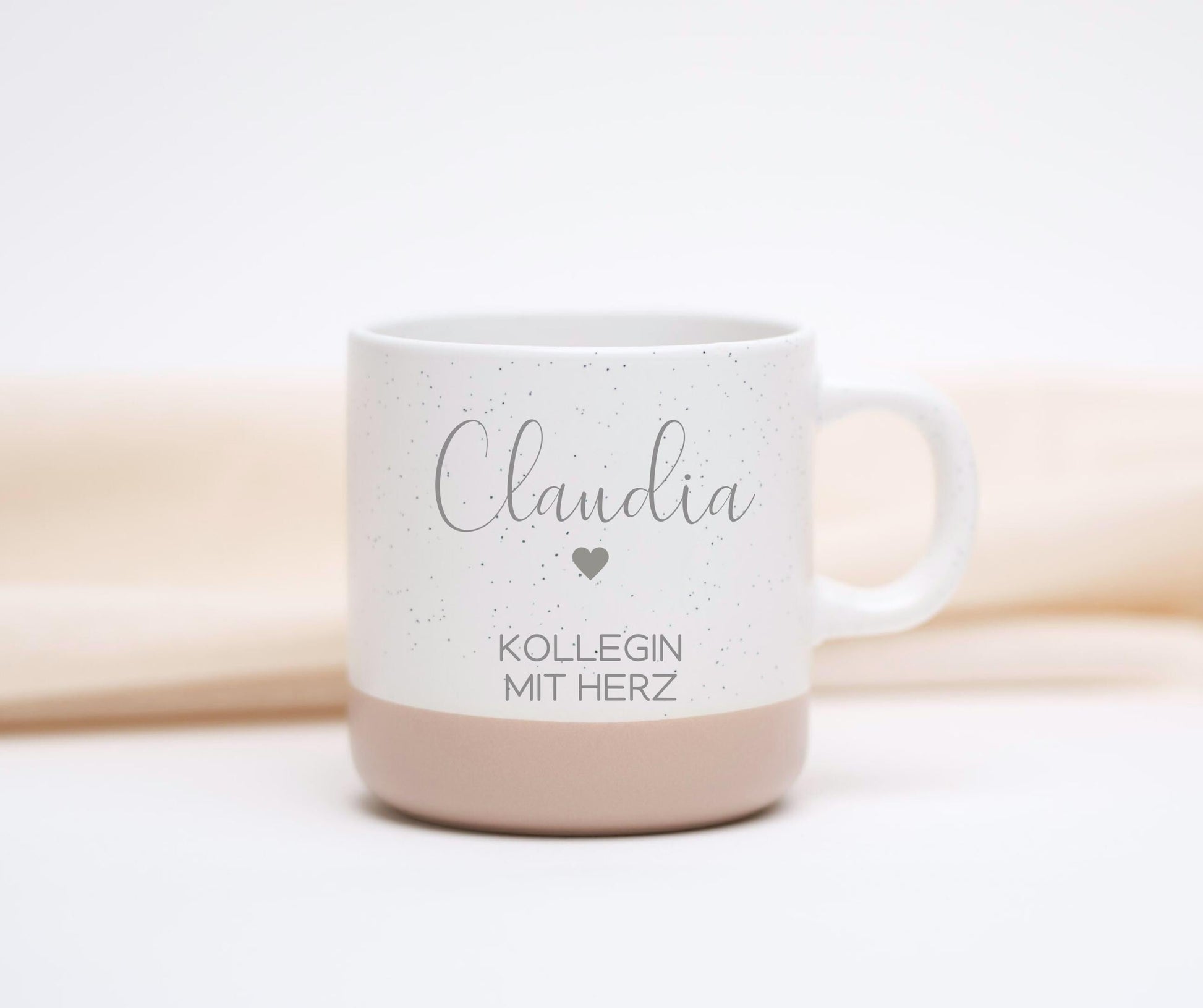 Personalisierte Keramiktasse „Kollegin mit Herz“ mit Name