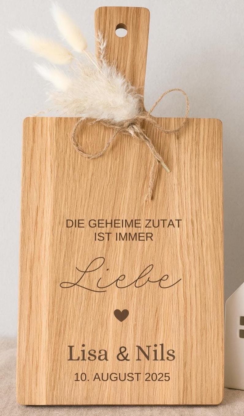 Personalisiertes Hochzeitsgeschenk | Schneidebrett mit Namen Datum | Brautpaar | Geschenk Hochzeit | Die Geheime Zutat ist immer Liebe