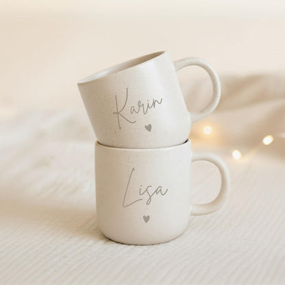 Personalisierte Keramiktasse mit Namen und Motiv