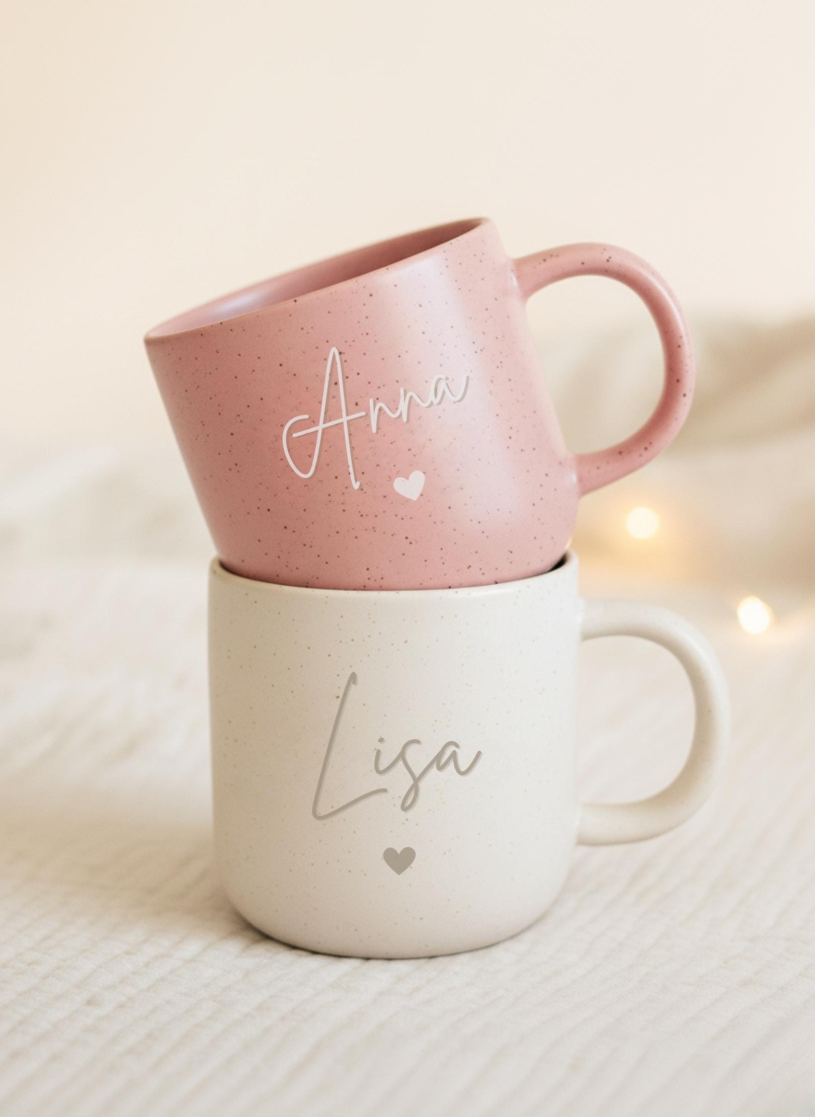Personalisierte Keramiktasse mit Namen und Motiv