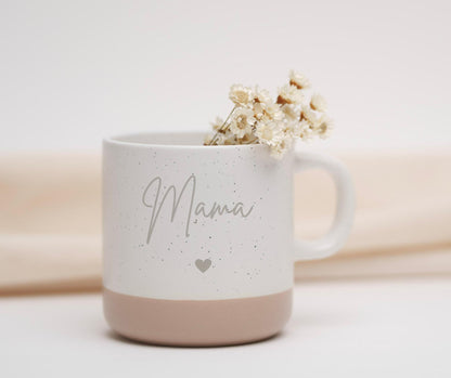 Personalisierte Keramiktasse mit Namen und Motiv