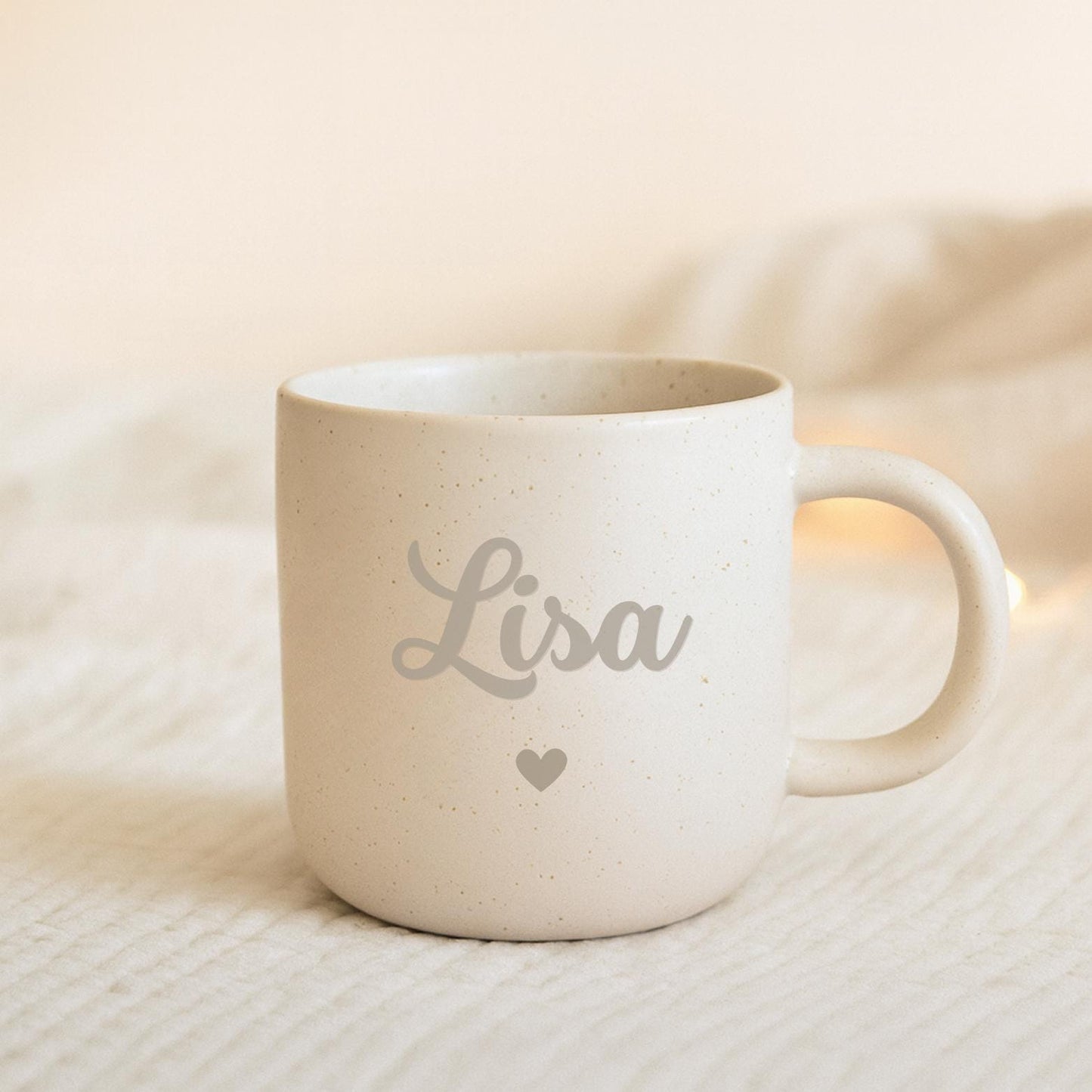 Personalisierte Keramiktasse mit Namen und Motiv