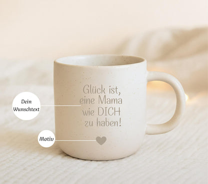 Personalisierte Keramiktasse mit Wunschtext und Motiv