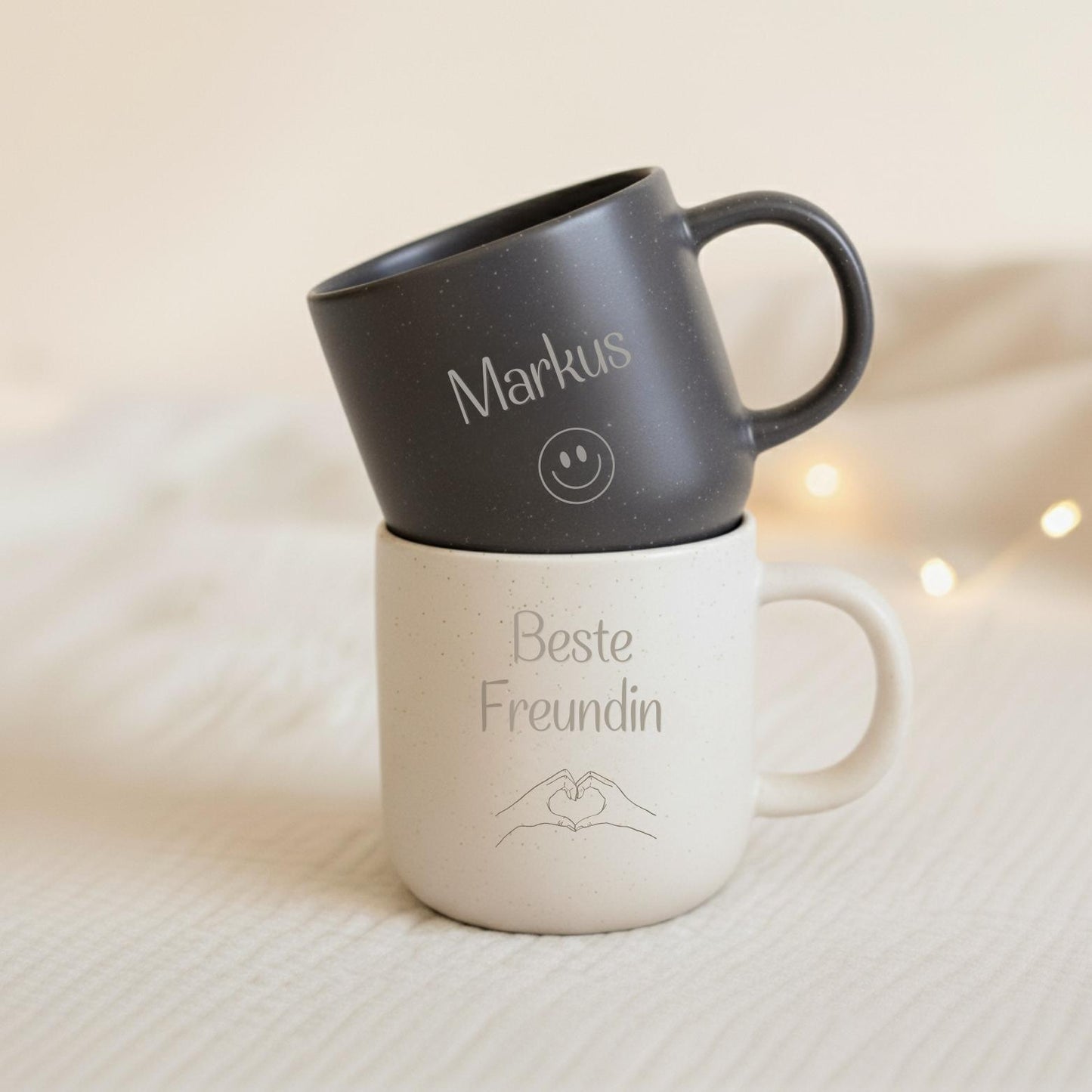Personalisierte Keramiktasse mit Wunschtext und Motiv