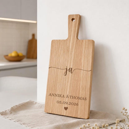 Personalisiertes Schneidebrett | Hochzeitsgeschenk mit Namen & Datum | Geschenk für das Brautpaar | Holzbrett