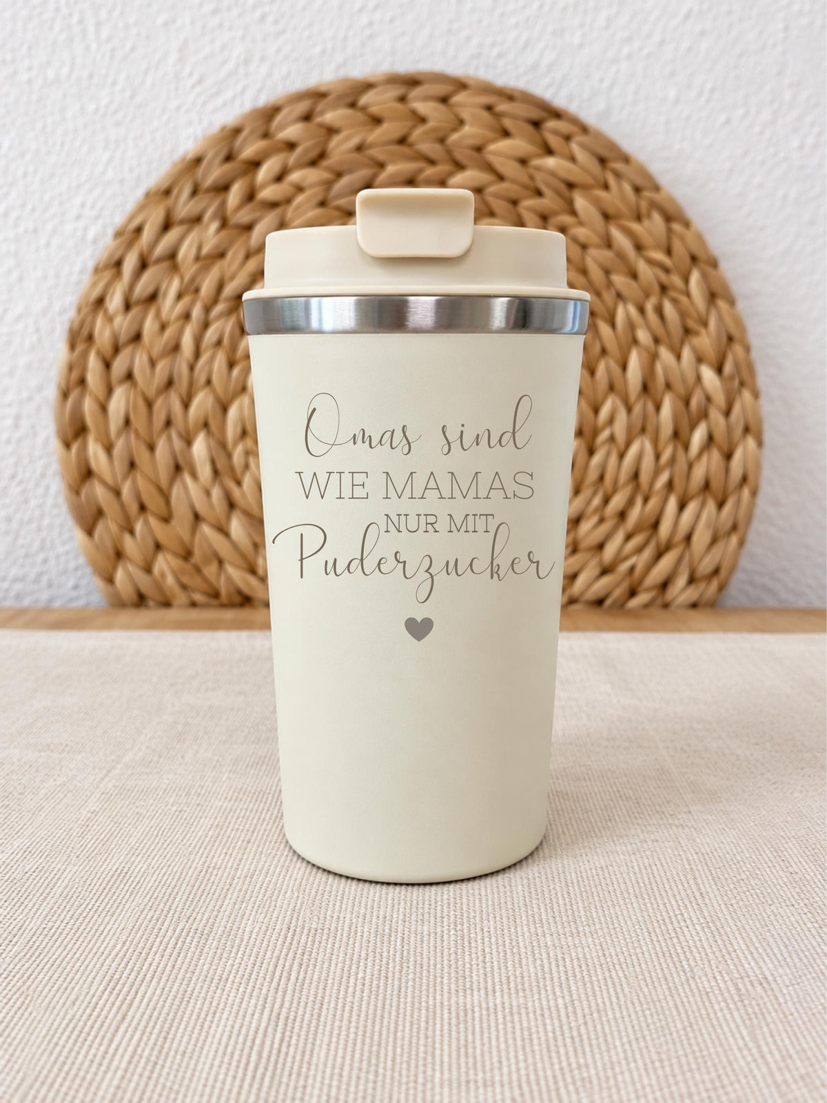 Thermobecher für Oma „Omas sind wie Mamas“, 360 ml – Produktansicht 4