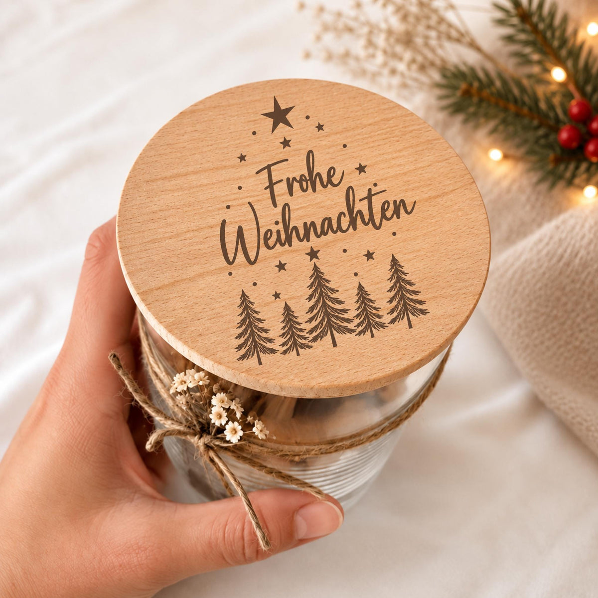 Vorratsglas „Frohe Weihnachten“ mit Buchenholzdeckel – Produktansicht 3