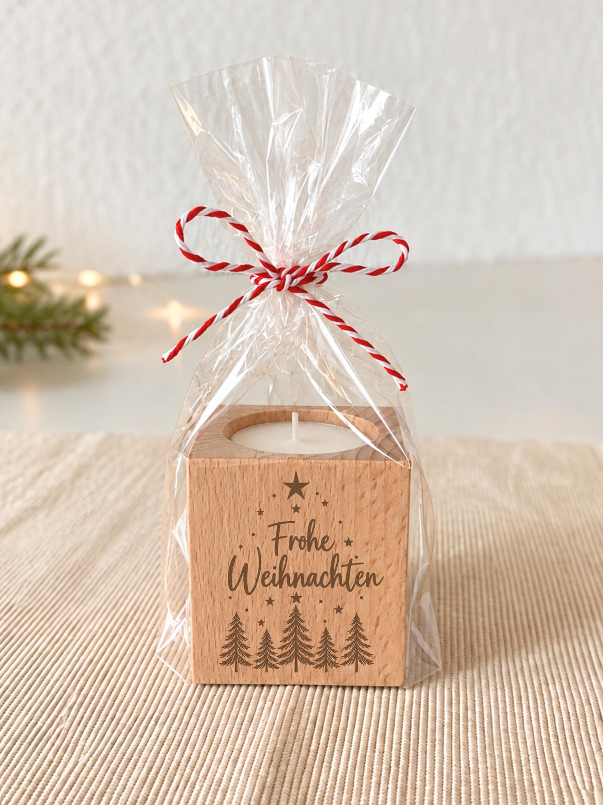 Teelichthalter aus Buchenholz zu Weihnachten – Produktansicht 2