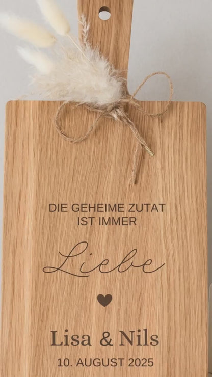 Personalisiertes Hochzeitsgeschenk | Schneidebrett mit Namen Datum | Brautpaar |  Geschenk Hochzeit | Die Geheime Zutat ist immer Liebe